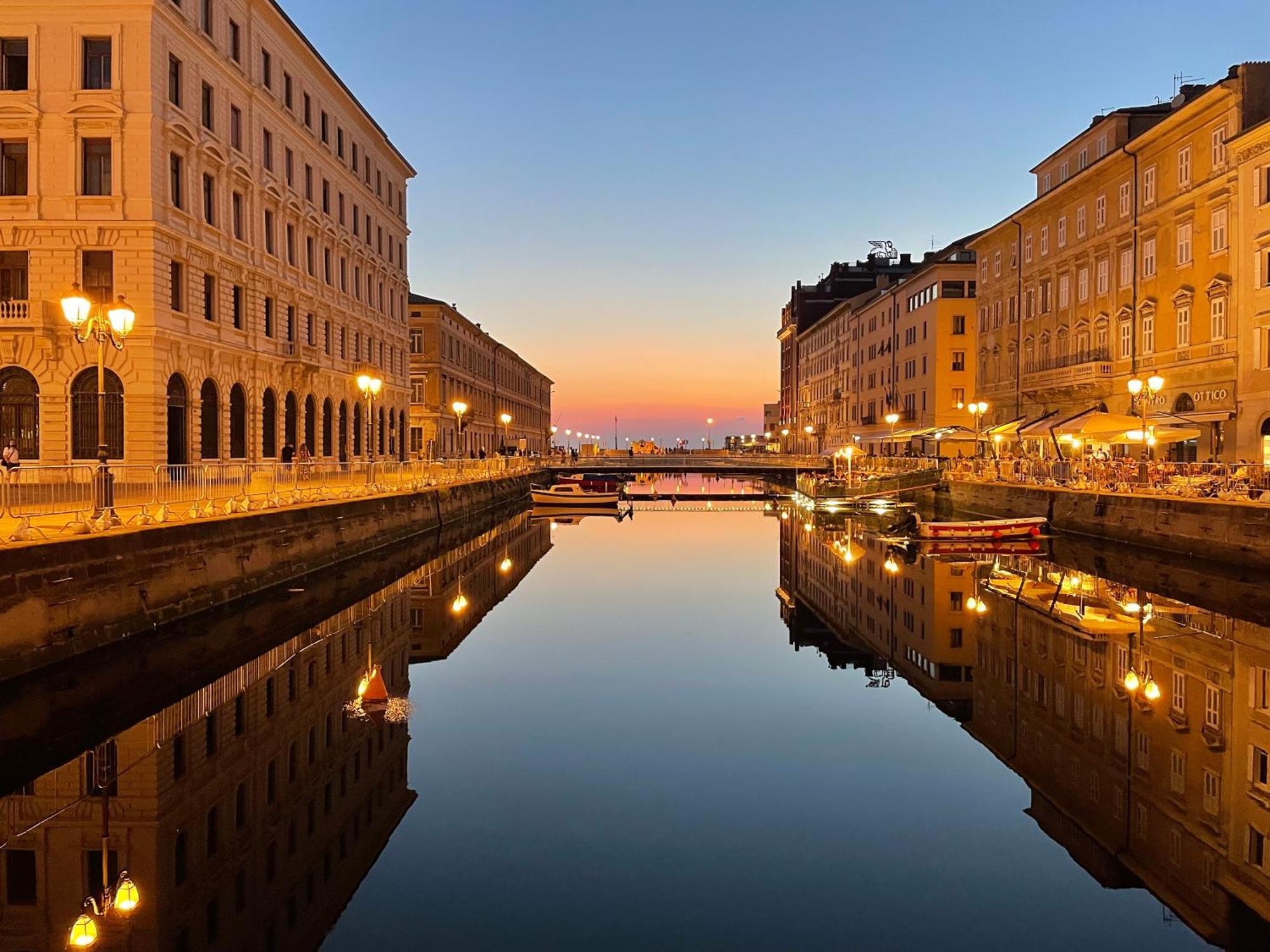 Trieste Art Loft Eksteriør billede